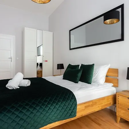 Millennium Express Apartment *